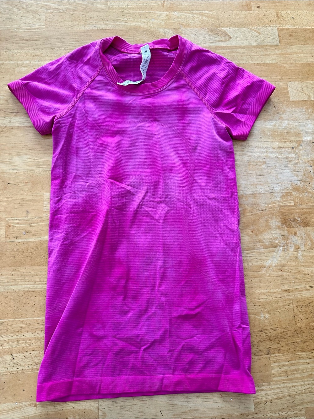 Lululemon swiftly tech short sleeve shirt size 2